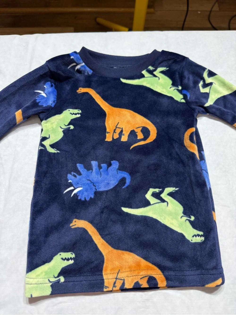 Carter’s Toddler Baby Boy Dinosaur Velvet Pajamas Size 18 Months